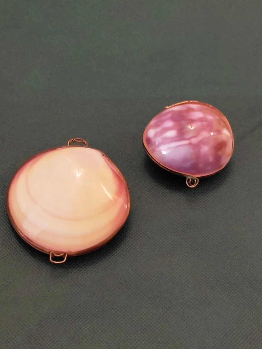 Vintage Clam Shell Compact Coin Purse Set